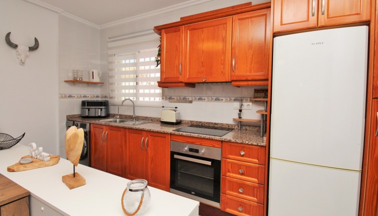 Resale - Chalet - Villamartín