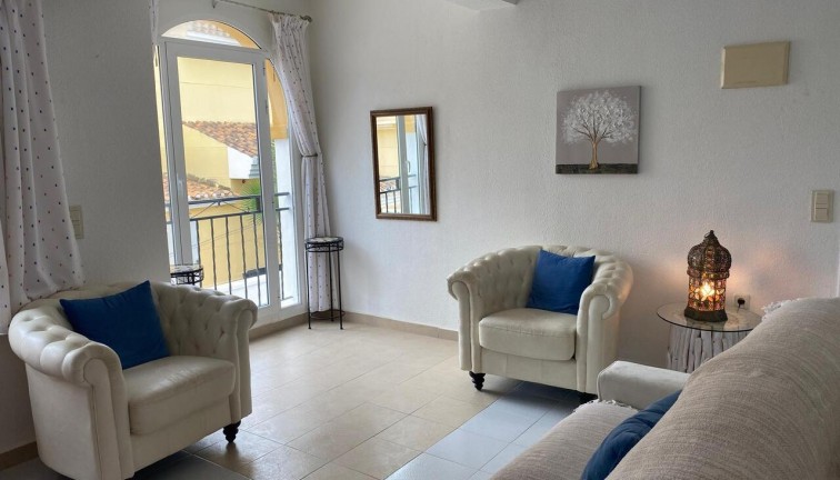 Resale - Apartment - Villamartín