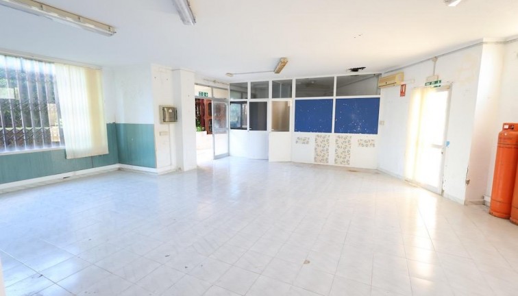 Resale - Commercial - Orihuela Costa - La Zenia