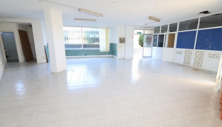 Resale - Commercial - Orihuela Costa - La Zenia