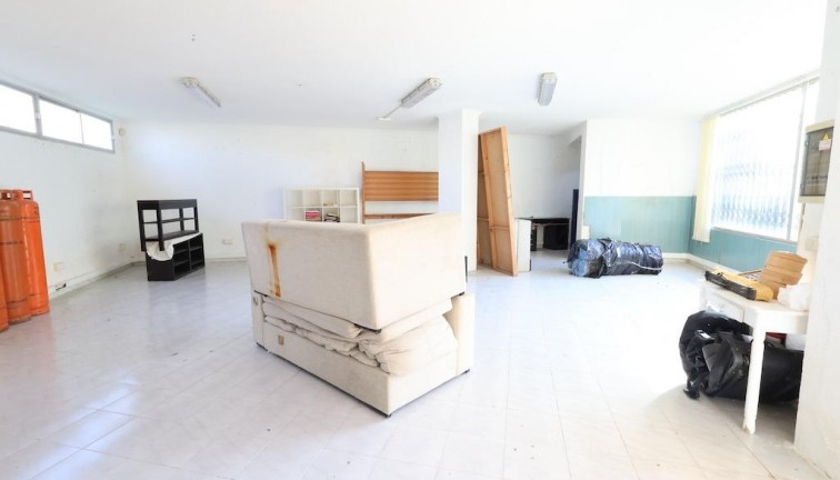 Resale - Commercial - Orihuela Costa - La Zenia