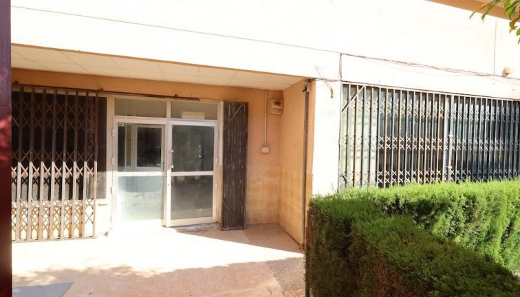 Resale - Commercial - Orihuela Costa - La Zenia
