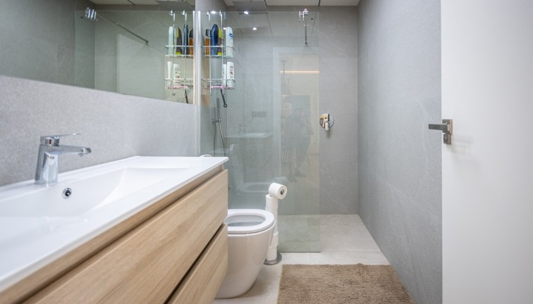 Jälleenmyynti - Asunto - Lo Crispin - Lo crispin