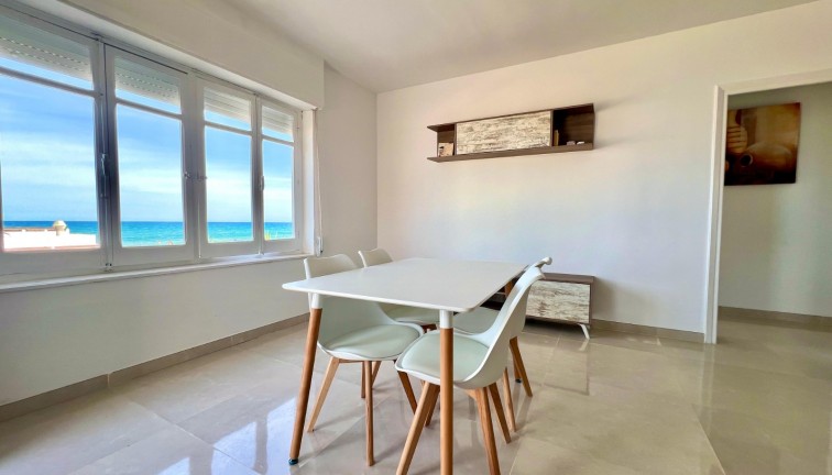 Resale - Villa / Semi detached - La Mata - LA MATA