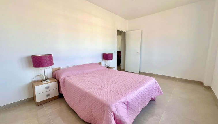 Resale - Villa / Semi detached - La Mata - LA MATA