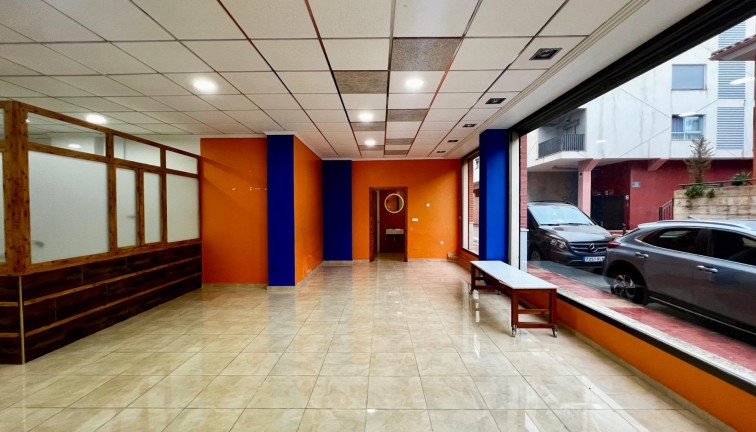 Reventa - Comercial - Beniel