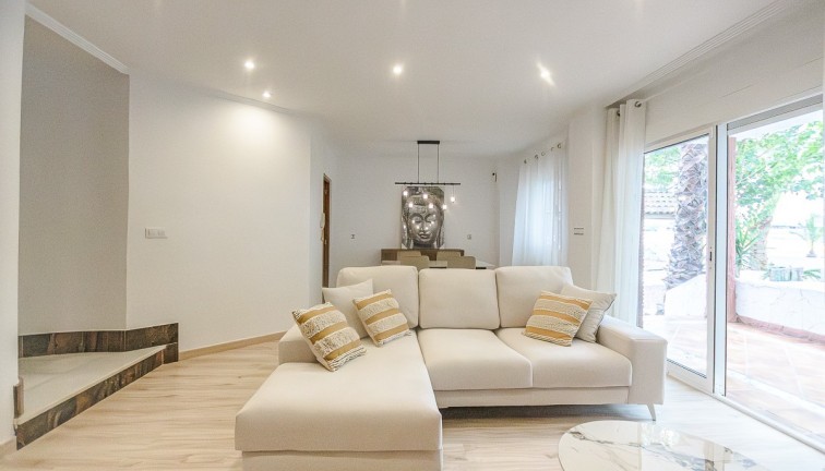 Återförsäljning - Finca - Orihuela - Orihuela Costa