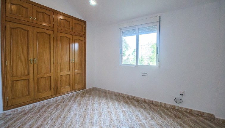 Återförsäljning - Finca - Orihuela - Orihuela Costa