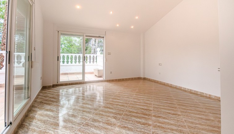 Återförsäljning - Finca - Orihuela - Orihuela Costa