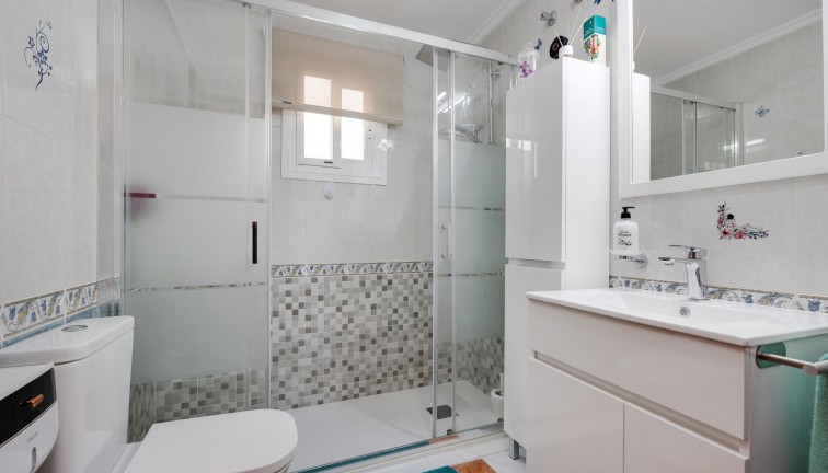 Reventa - Apartamento / piso - Guardamar del Segura