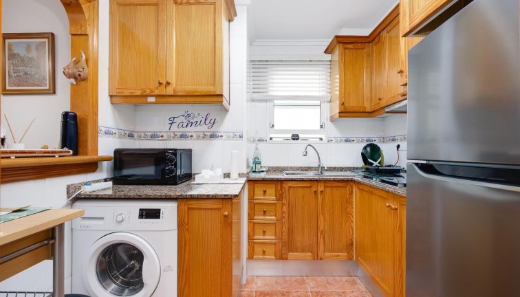 Reventa - Apartamento / piso - Guardamar del Segura