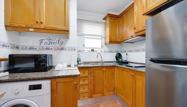 Reventa - Apartamento / piso - Guardamar del Segura