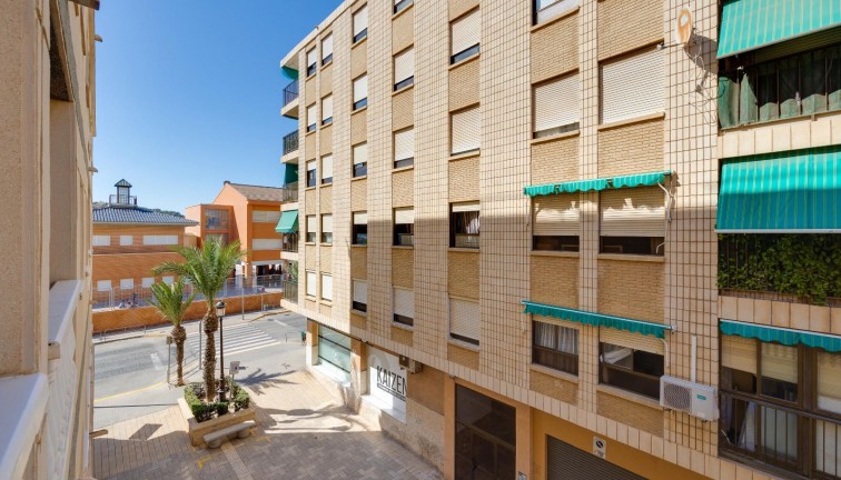 Reventa - Apartamento / piso - Guardamar del Segura