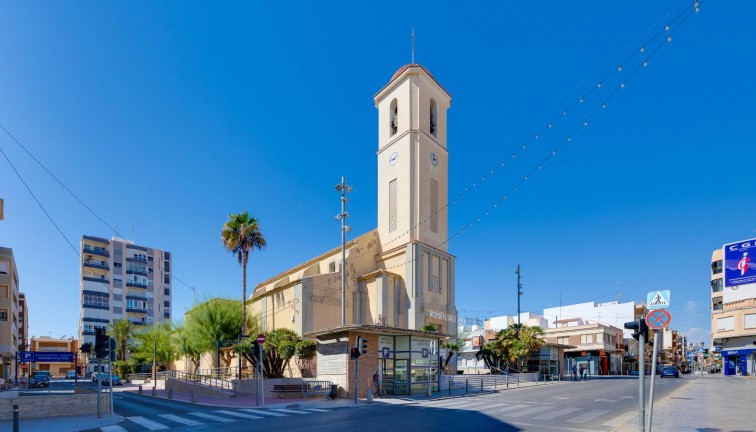 Reventa - Apartamento / piso - Guardamar del Segura