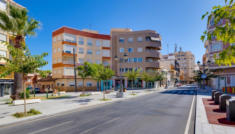 Reventa - Apartamento / piso - Guardamar del Segura