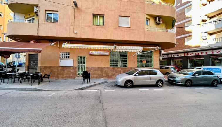 Jälleenmyynti - Liiketila - Torrevieja