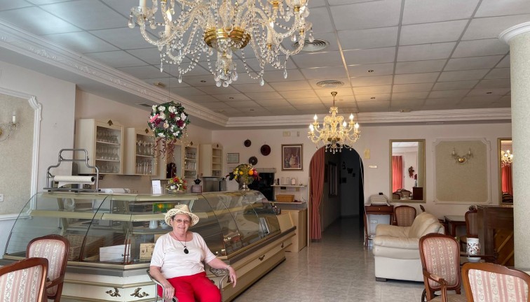 Jälleenmyynti - Liiketila - Guardamar del Segura