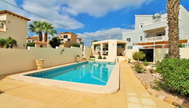 Jälleenmyynti - Erillistalo - Villamartín