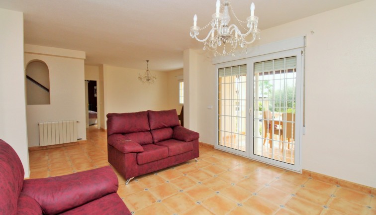 Jälleenmyynti - Erillistalo - Villamartín