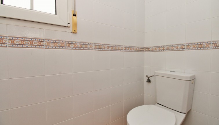 Jälleenmyynti - Erillistalo - Villamartín