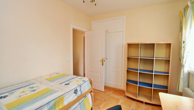 Jälleenmyynti - Erillistalo - Villamartín