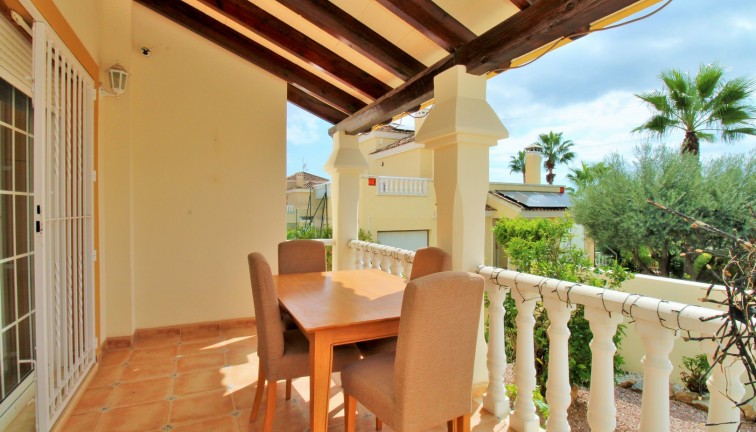 Jälleenmyynti - Erillistalo - Villamartín