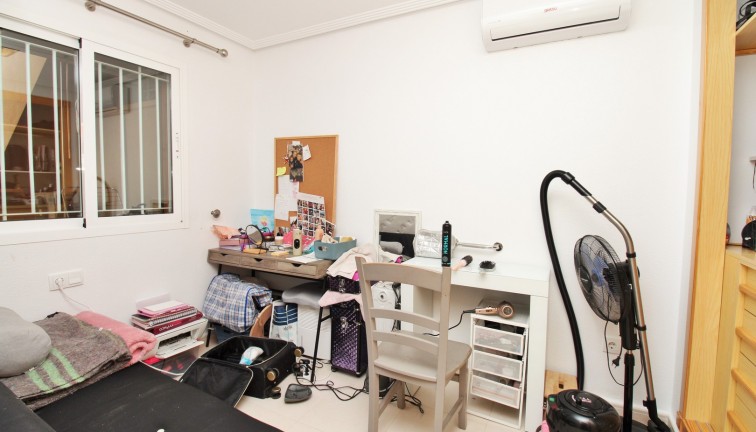 Jälleenmyynti - Asunto - Orihuela Costa - Playa Flamenca