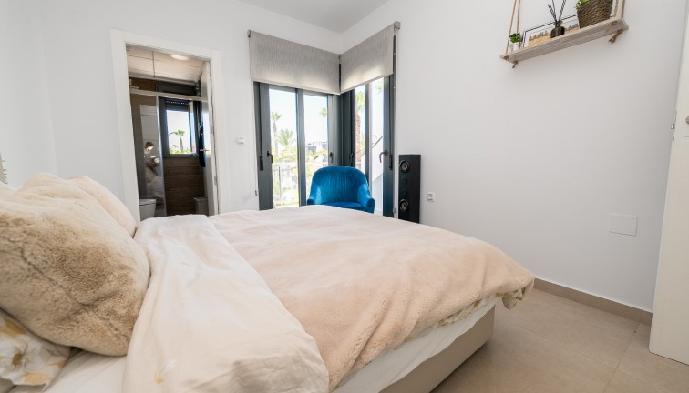 Resale - Semi-Detached - Los Dolses