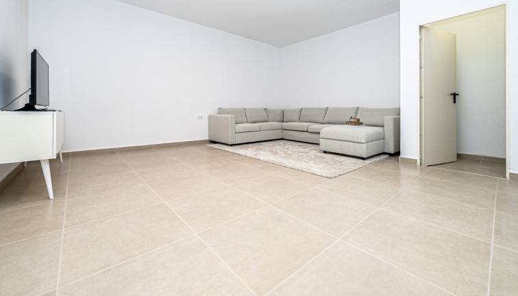 Resale - Semi-Detached - Los Dolses