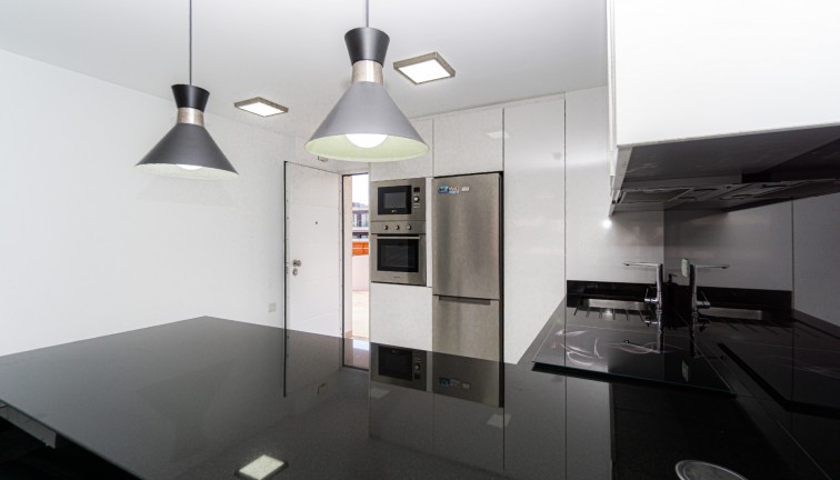 Jälleenmyynti - Asunto - Mil Palmeras