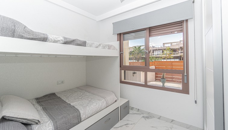 Jälleenmyynti - Asunto - Mil Palmeras