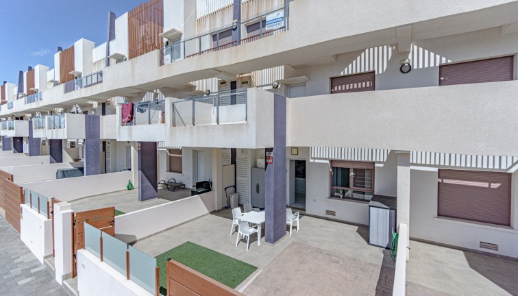 Jälleenmyynti - Asunto - Mil Palmeras