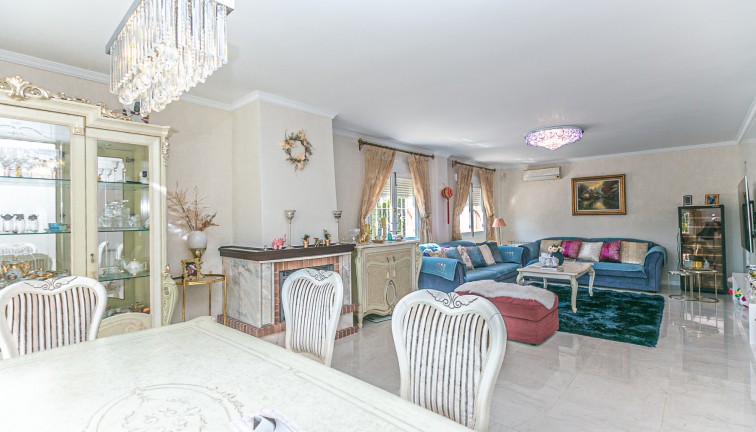 Resale - Chalet - Campoamor