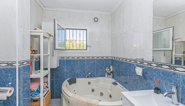 Resale - Chalet - Campoamor