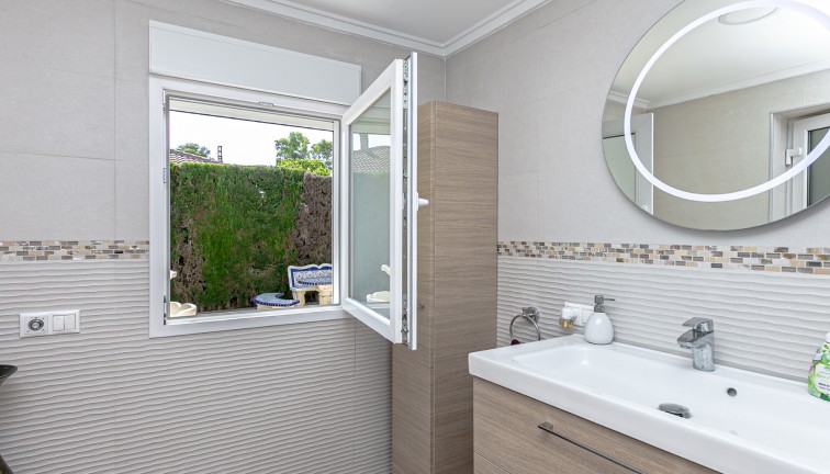 Reventa - Chalet - Campoamor