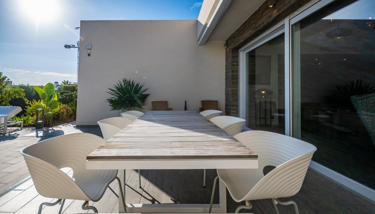 Resale - Chalet - Algorfa