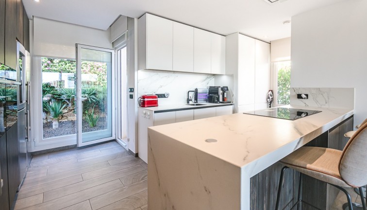 Resale - Chalet - Algorfa