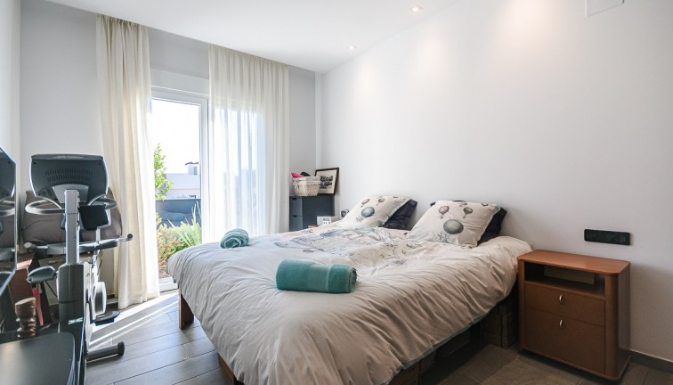 Resale - Chalet - Algorfa