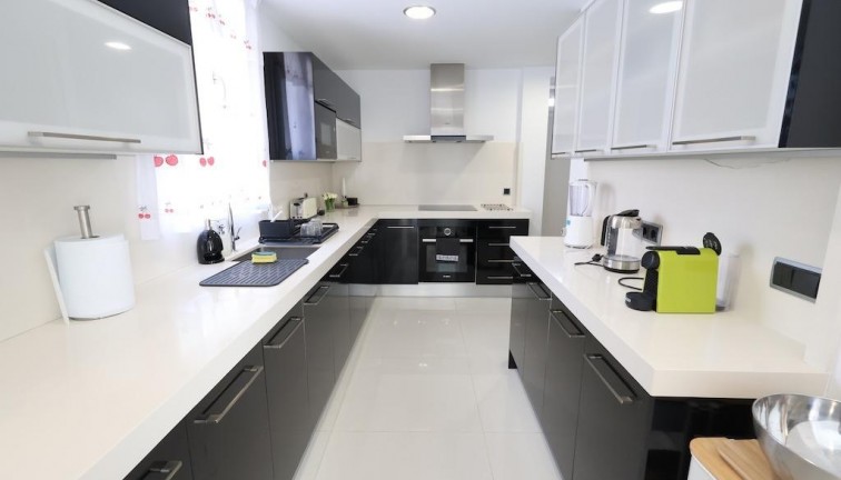 Jälleenmyynti - Erillistalo - Cabo Roig - Costa blanca