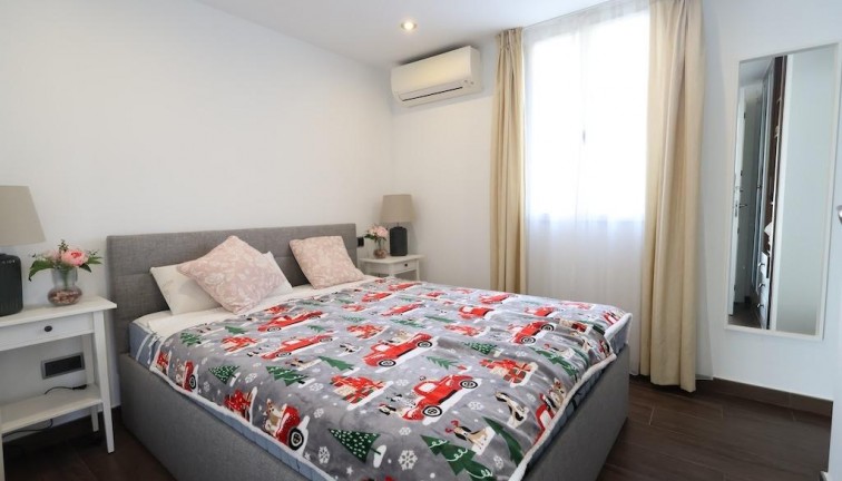 Jälleenmyynti - Erillistalo - Cabo Roig - Costa blanca