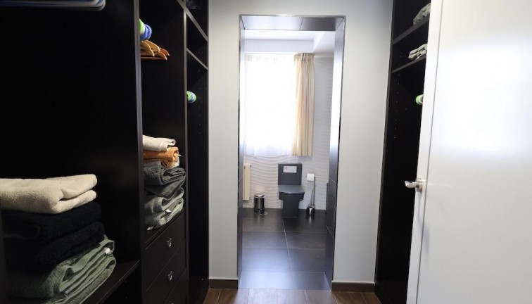 Jälleenmyynti - Erillistalo - Cabo Roig - Costa blanca