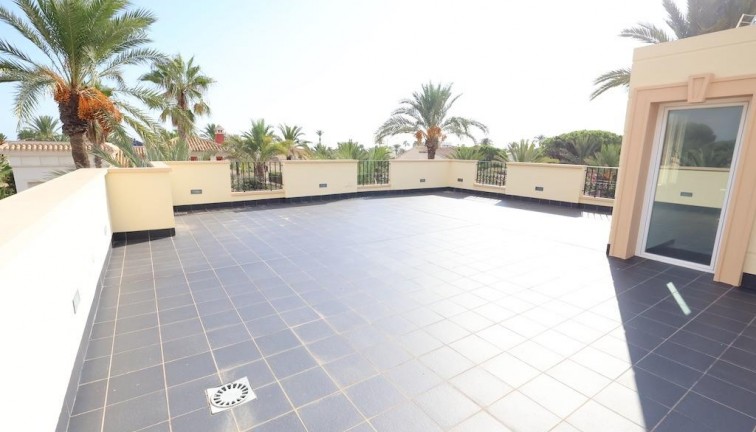 Jälleenmyynti - Erillistalo - Cabo Roig - Costa blanca