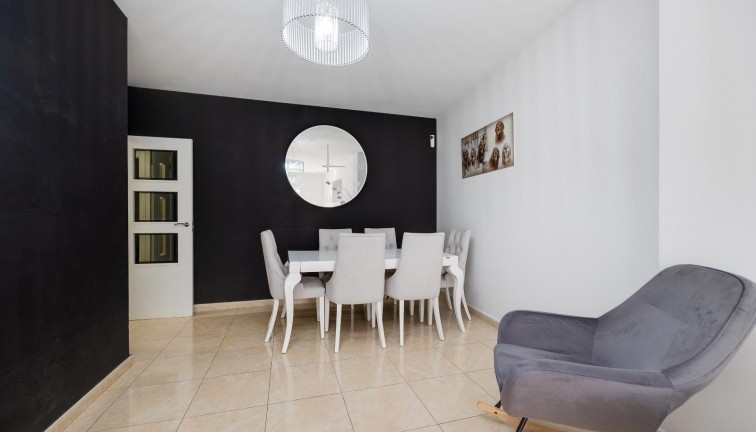 Reventa - Apartamento / piso - Torrevieja