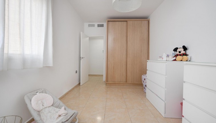 Reventa - Apartamento / piso - Torrevieja