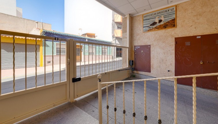 Reventa - Apartamento / piso - Torrevieja
