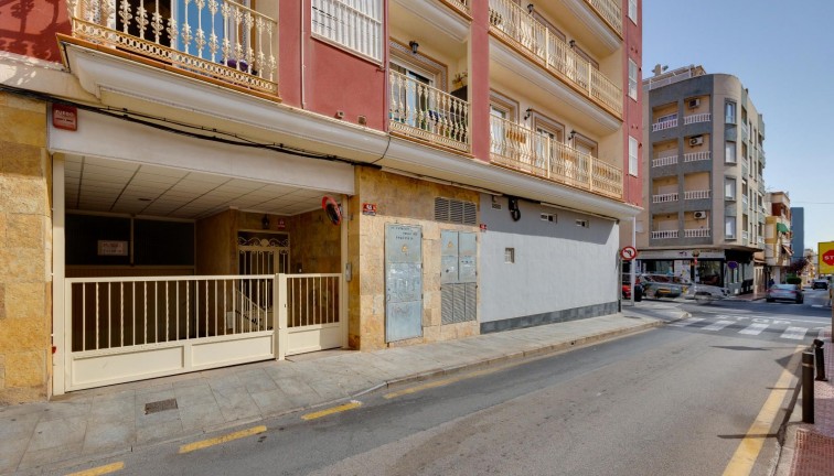 Reventa - Apartamento / piso - Torrevieja