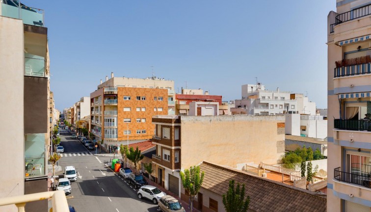 Reventa - Apartamento / piso - Torrevieja