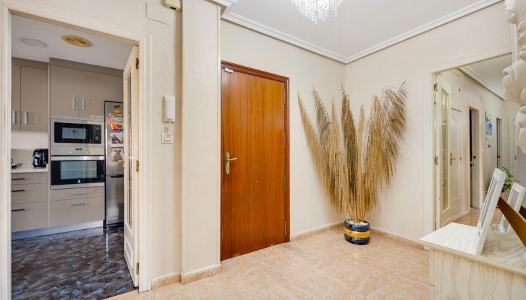 Resale - Apartment - Torrevieja