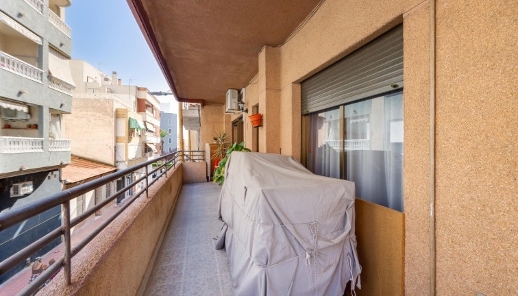 Resale - Apartment - Torrevieja