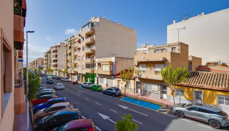 Resale - Apartment - Torrevieja
